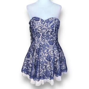 Camille La Vie Navy Blue Lace Strapless Fit Flare Prom Dress Tulle Size 2